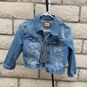 Cropped denim jacket